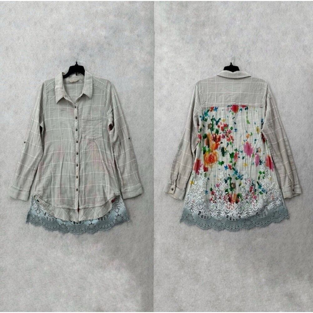 Floral Gray Women's Top with Lace Hem
